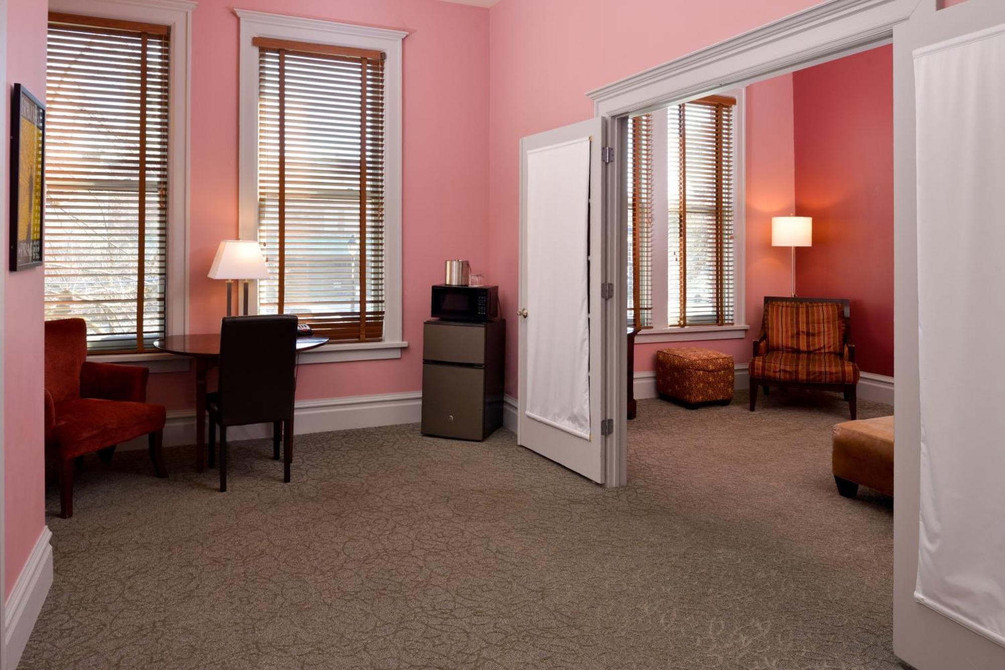 Montvale Hotel (Adults Only) Spokane Dış mekan fotoğraf
