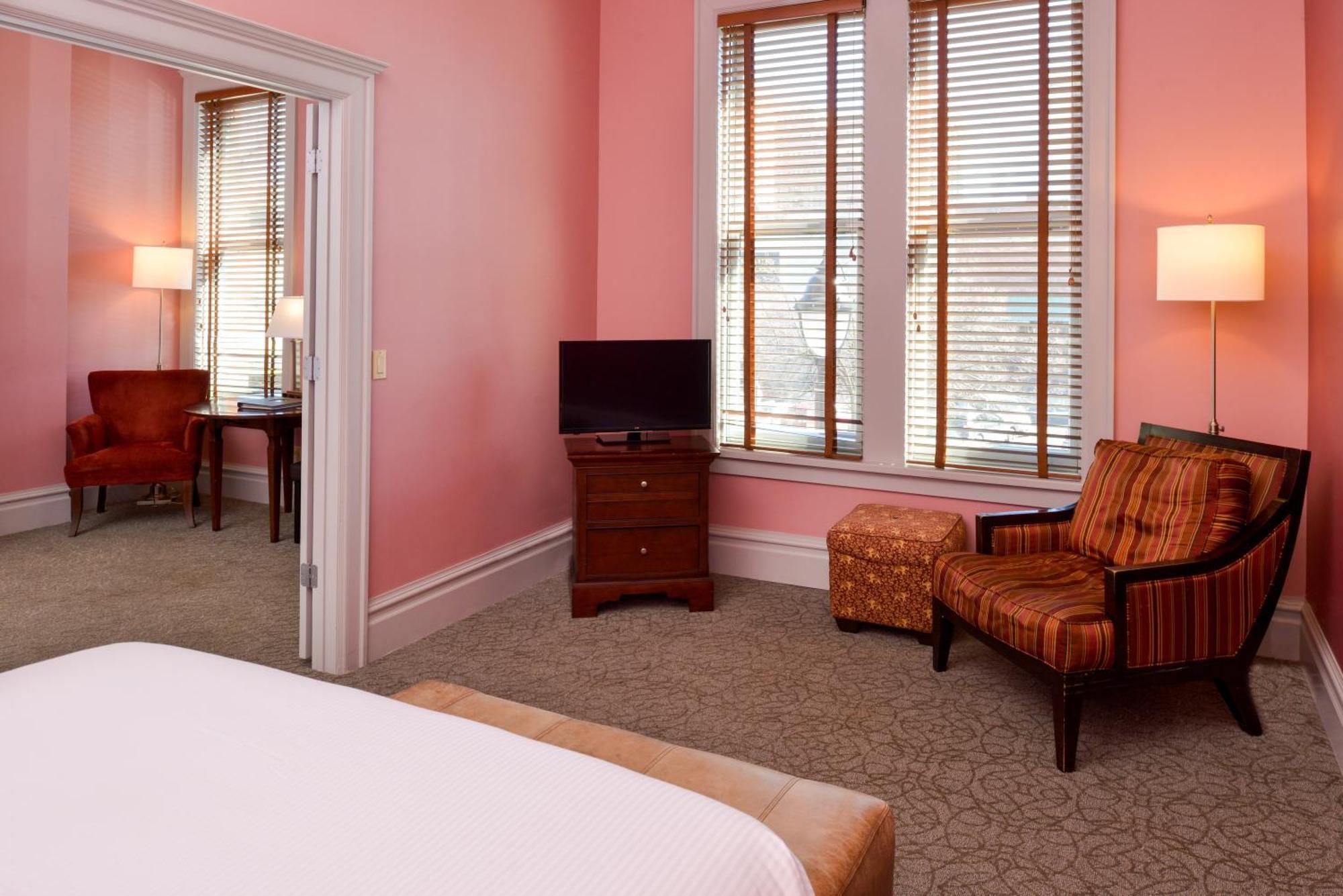 Montvale Hotel (Adults Only) Spokane Dış mekan fotoğraf
